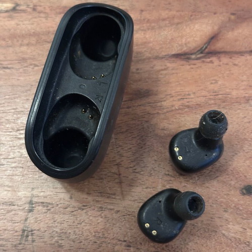 JBL Wave Buds wireless earbuds like new