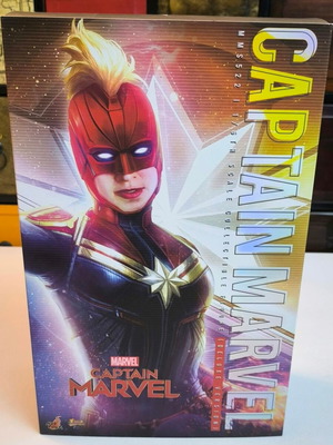 Hot Toys Captain Marvel 1.0 Deluxe φιγούρα