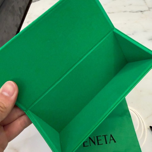 Bottega Veneta sunglasses like new