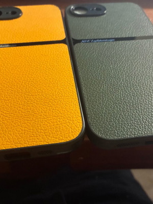iPhone 16E phone cases used, set of 2