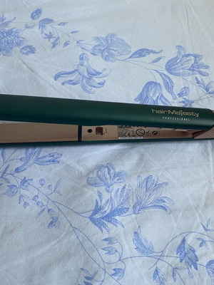 Hair straightener like new with 5 temperature settings