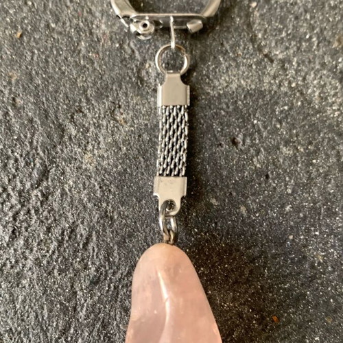 Keychain with natural quartz stone new