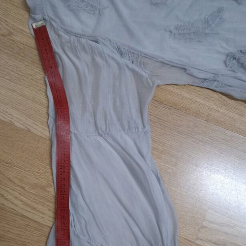 Gray transparent top with 3/4 sleeve like new, one size