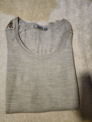 Stradivarius blouse with gold studs on shoulders, size S, used, gray