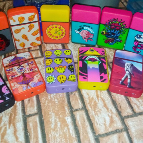 ZENGAS lighters new, set of 13