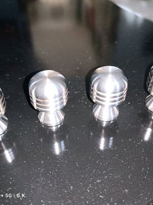 Set of 4 Inox knobs like new