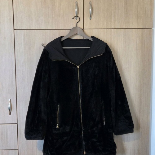 Zara reversible black jacket like new, size Large