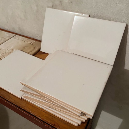 Faience tiles like new, set of about 20 pcs, size 15x15