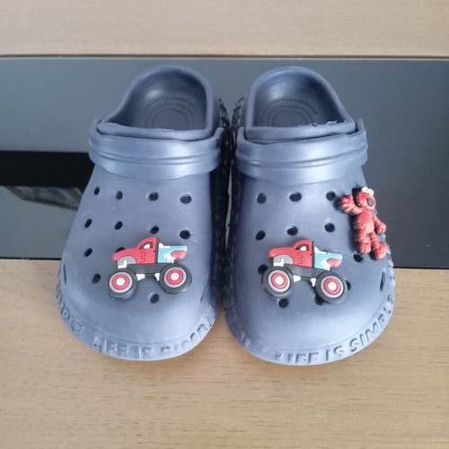 Sabot sandals size 26 for boys, like new, blue