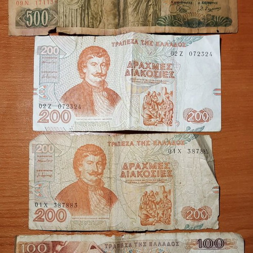 Drachma banknotes used 500, 200 and 100