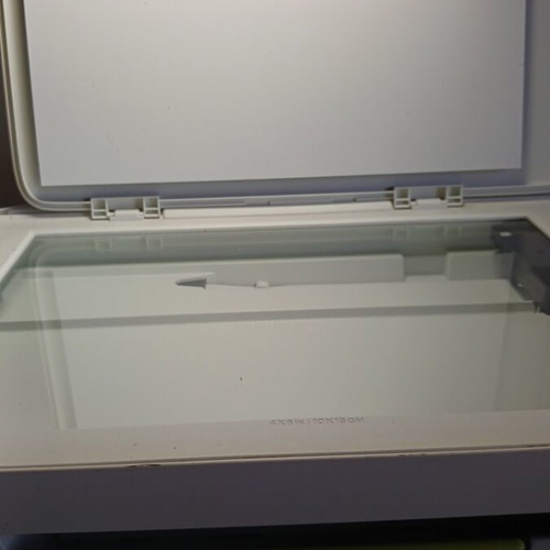 HP DeskJet Ink Advantage 2136 multifunction printer used