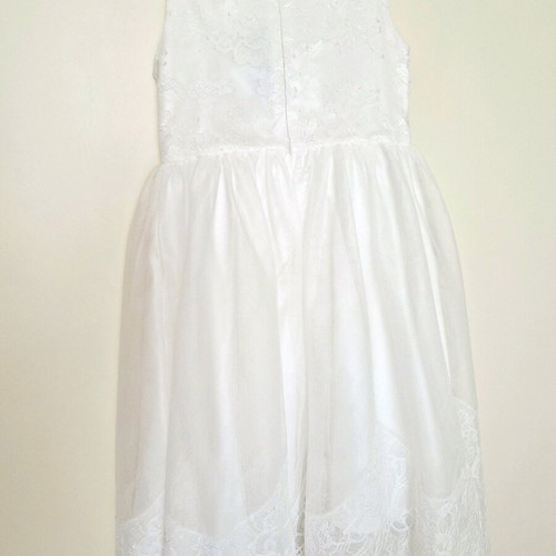 Demetrios dress for flower girl 5/6 years old lace like new