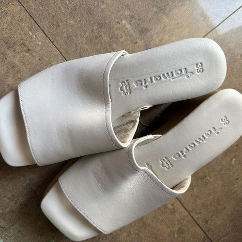 Tamaris heeled slippers size 39, new, white