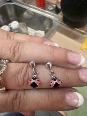 Zilvere Kinder Earrings stamped 925, like new