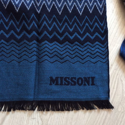 Missoni wool scarf vintage multicolor like new