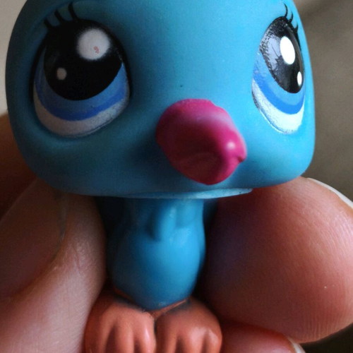 Littlest Pet Shop Hummingbird figure 1539 used collectible