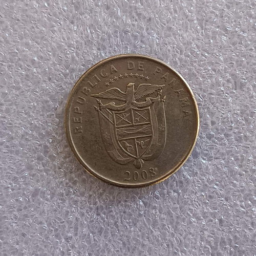 Panama ¼ Balboa coin 2008 used