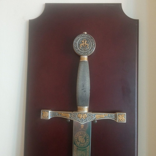 Excalibur decorative sword like new with wooden wall mount