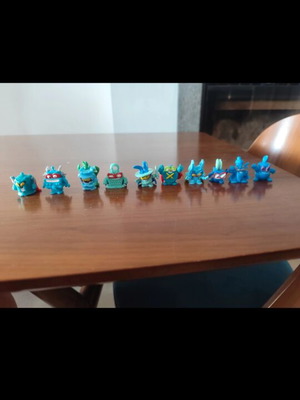 Superthings figures like new