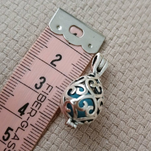 Pendant egg opening new, silver, for amulet
