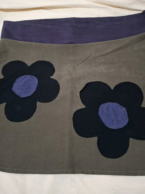 Mini skirt like new, brown and purple, size M