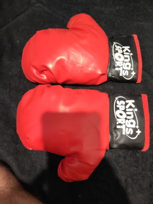 Children's boxing gloves