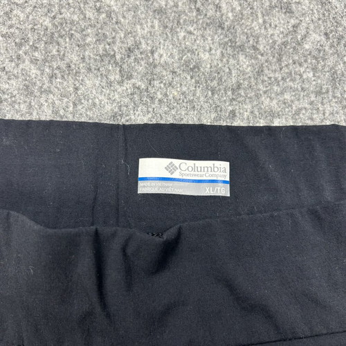 Columbia Women's Black Nylon Capri Shorts used, size XL