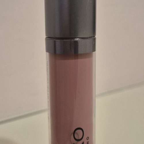 Lasting Matte Veil liquid lipstick new, shade 04 milk chocolate