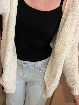 Knitted white cardigan in very good condition