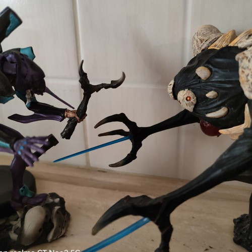 Neon Genesis Evangelion EVA-01 vs Sachiel Third Angel figures used set