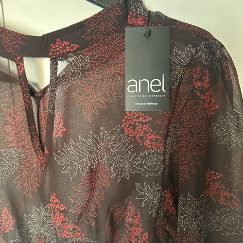 Anel women's blouse new with tag, black with red and white floral pattern