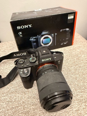 Sony A7ii Mirrorless full frame like new (FE 3.5-5.6 / 28-70)