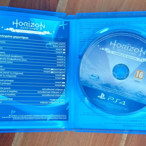 Horizon Zero Dawn Complete Edition PS4 used, 2019 Guerrilla PlayStation Hits