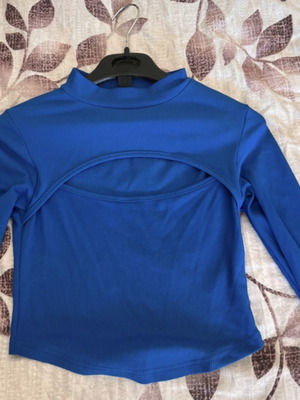 Women's blouse with chest opening like new, blue size M