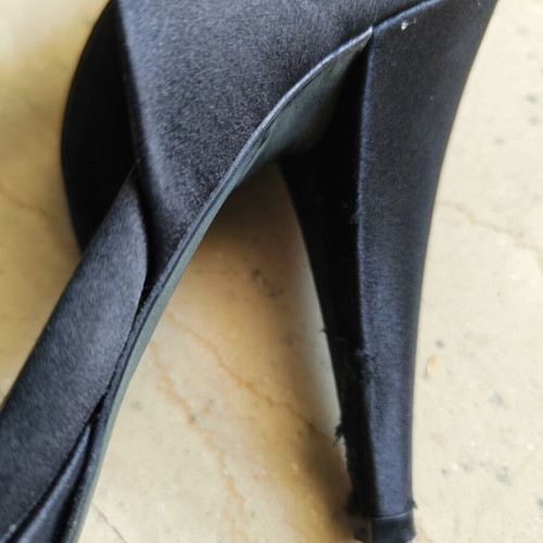 Pedro Garcia satin women's dance sandals like new, size 39, black