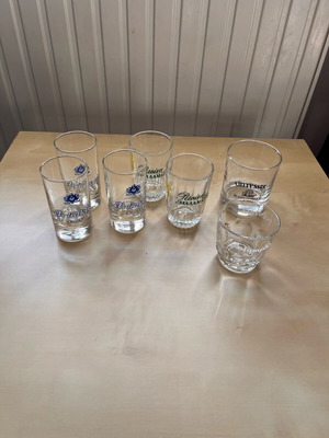 Small glasses used, set of 7, vintage collectible
