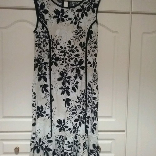 Dress size M like new