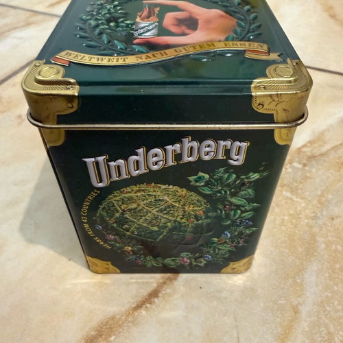 Underberg collectible metal box like new