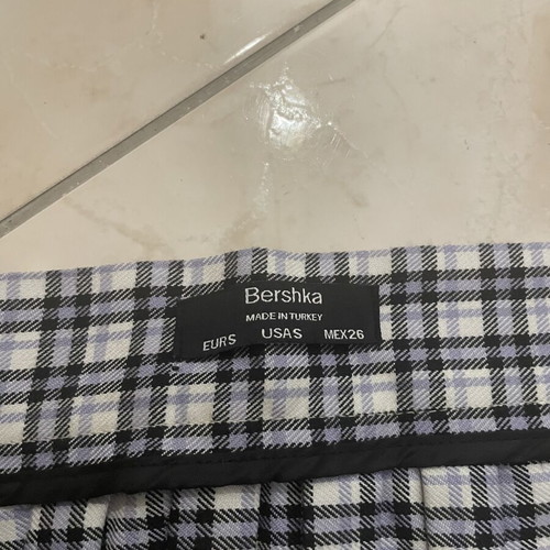 Plaid mini skirt like new, Bershka, black and lilac
