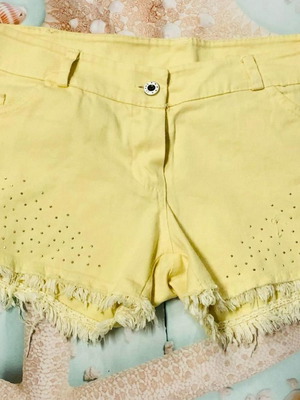 Ghisleri shorts like new, size M, yellow