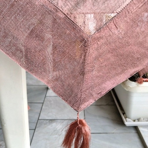 Tablecloth set of three pieces like new, taffeta or organza, crinkle fabric dusty pink