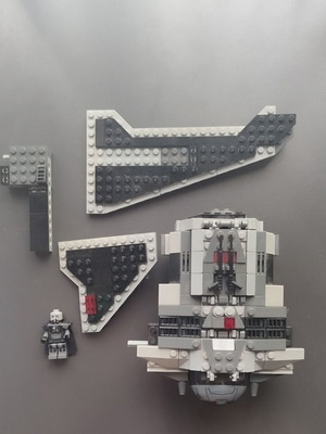 LEGO 9500 Star Wars Sith Fury-Class Interceptor, missing parts and 2 figures