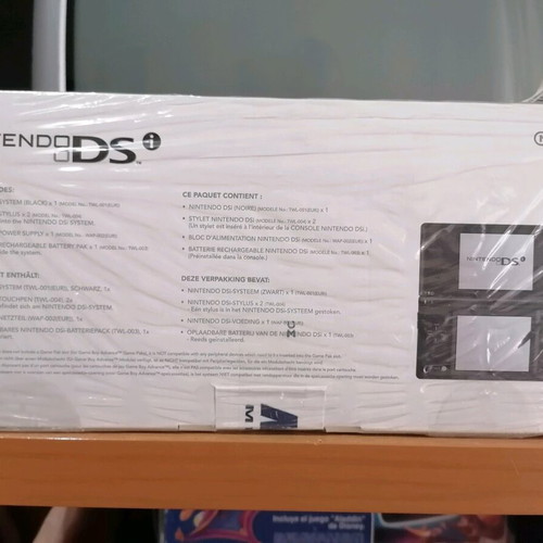 Nintendo DSi new bundle with Big Brain Academy