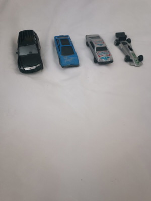 Toy cars pack of 4 like new