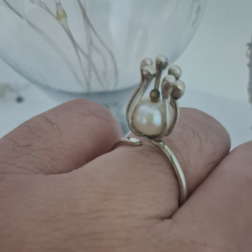 Custom made silver ring with pearl
