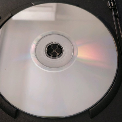 DVD Bon Voyage charming travelers like new
