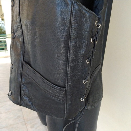 Men's black leather vest used, size L