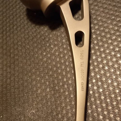 Titanium implant new