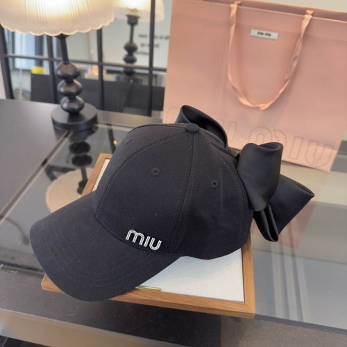 Miu Miu baseball cap new, black and white, one size