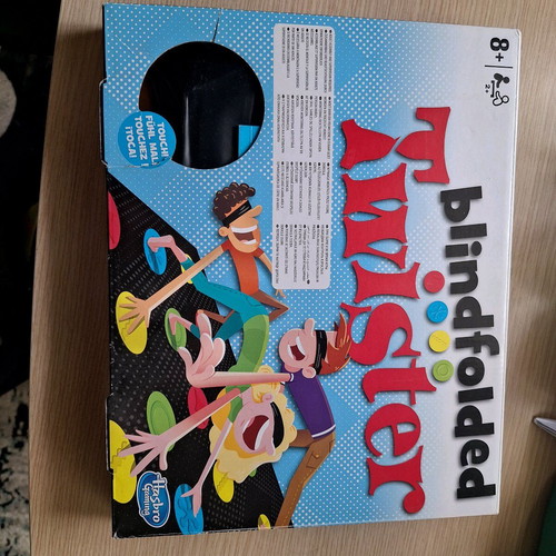 Twister blindfolded game like new, variation with closed eyes
